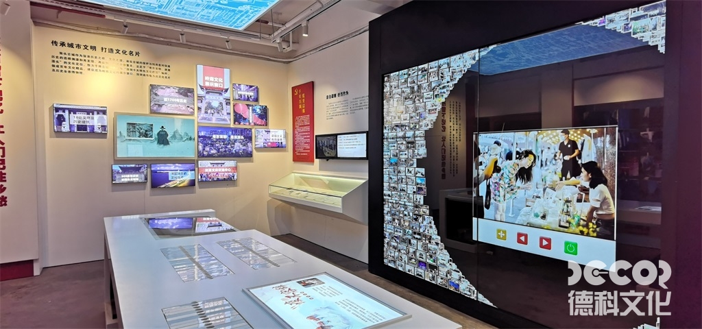 廣州展廳設(shè)計(jì)中，如何考慮展示品的氛圍和感官體驗(yàn)？