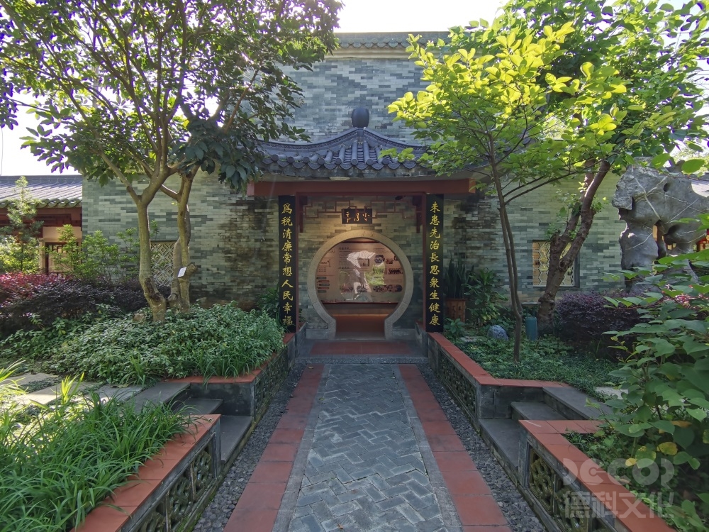 農(nóng)業(yè)科普館設(shè)計如何引導(dǎo)觀眾了解農(nóng)村文化傳承和非遺保護(hù)的意義和推動力？
